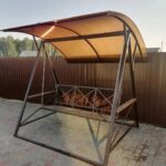 Качели с элементами ковки